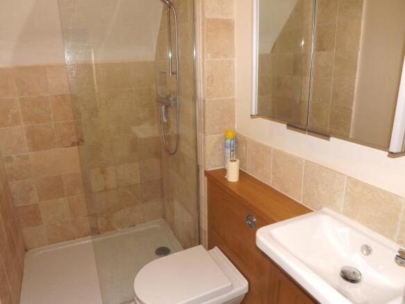 Cloakroom/wc