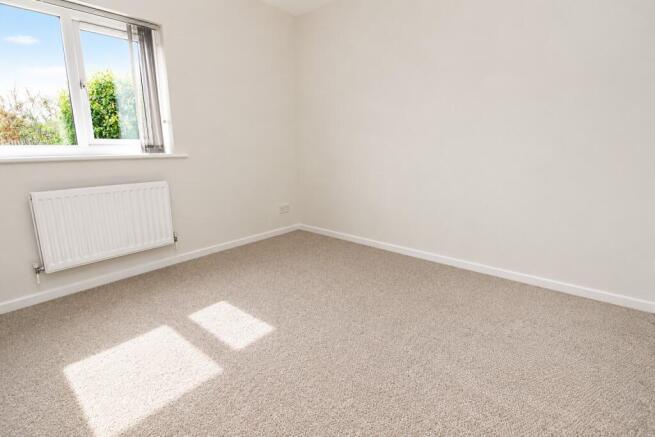 2 bed Semi-Detached for sale Image 8