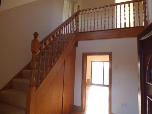 RECEPTION HALLWAY