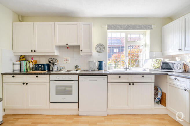 932d99f6-12f1-4a9...