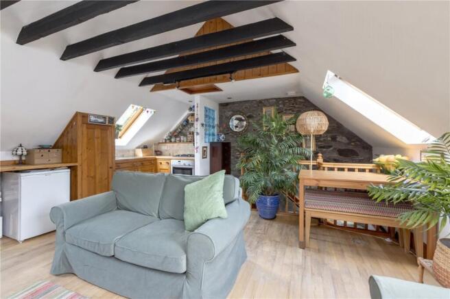 Sitting/Dining Room