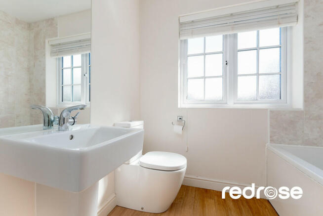 11 Seaforth Cresc...