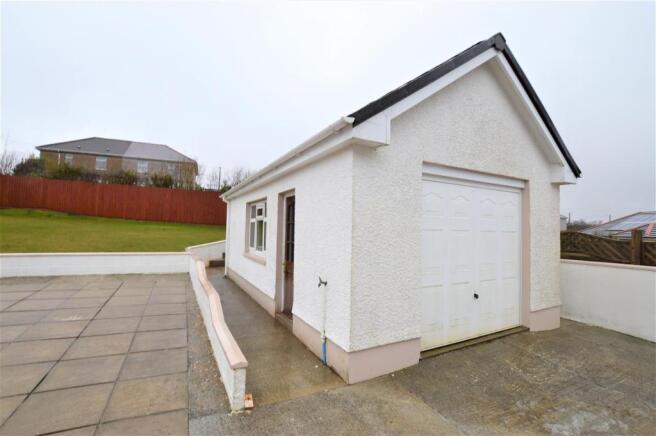 DETACHED GARAGE