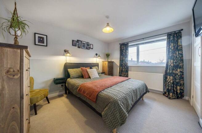 Bedroom 1 (Double)