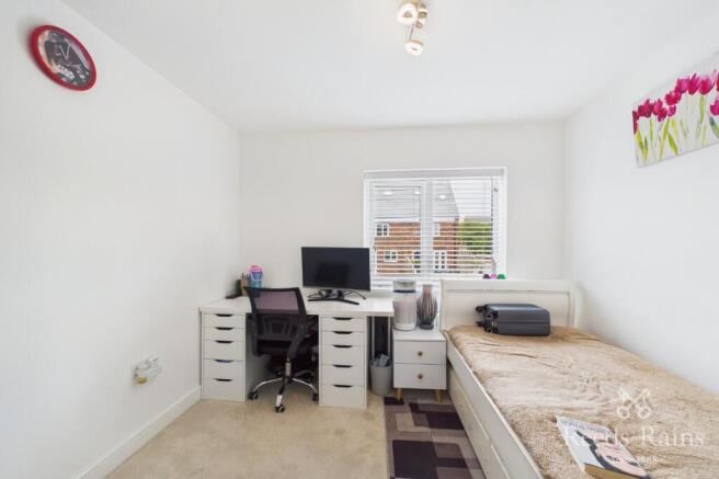 4 bed Detached to rent Image 12