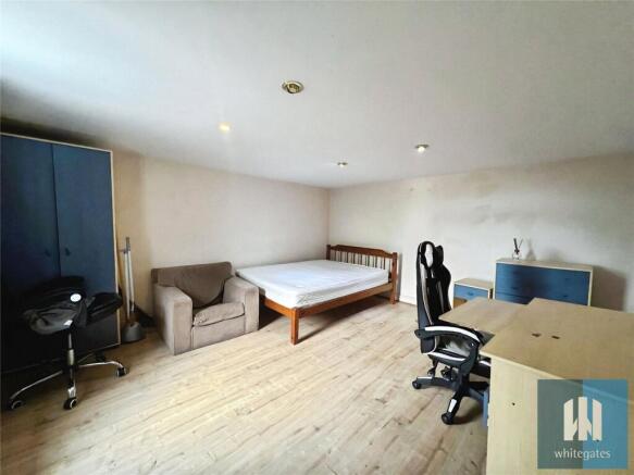 4 bed Terraced for sale Image 8