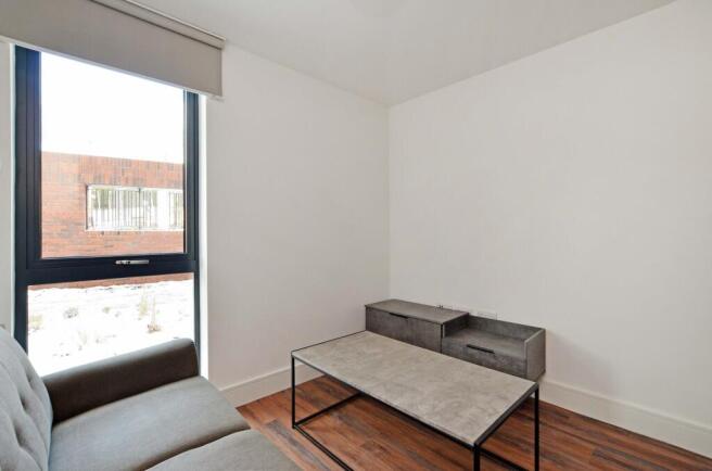 1 bed Flat for sale Image 4