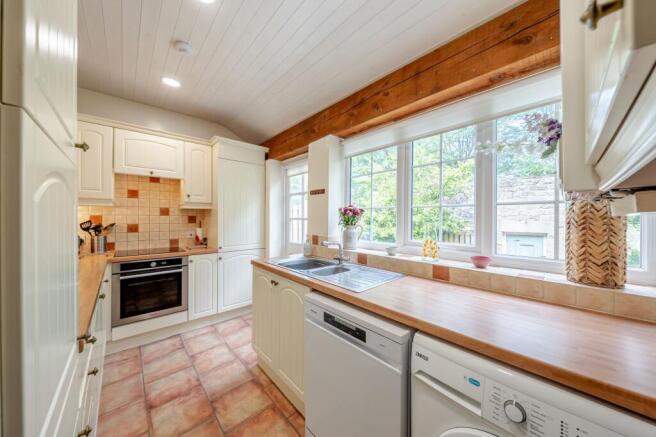 3 bed Cottage for sale Image 6