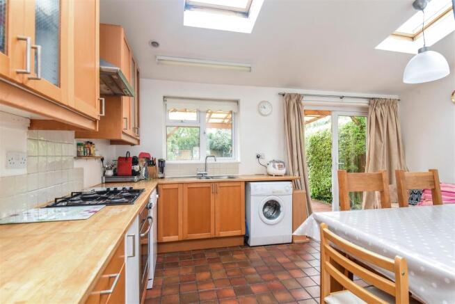 Kitchen & Diner