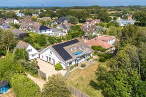 Ormes, Elms Lane, Chichester PO20 8LW