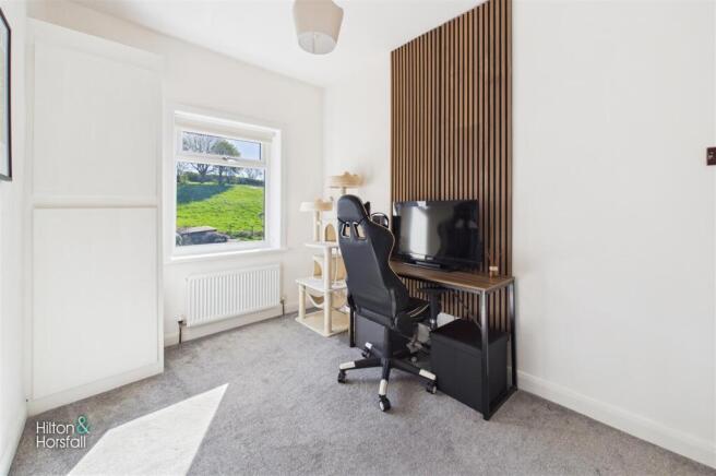 3 bed Terraced for sale Image 12