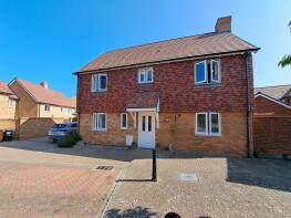6, Sandringham Lane, Polegate BN26 6FR