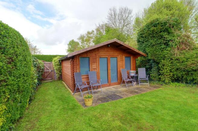 Garden Home Office/Cabin
