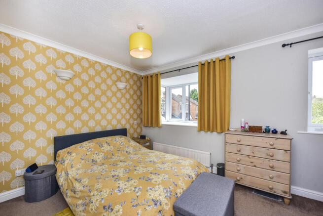4 bed Detached for sale Image 11