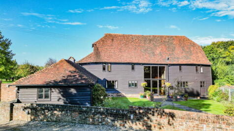 A 17th Century Barn Conversion In Sissinghurst
