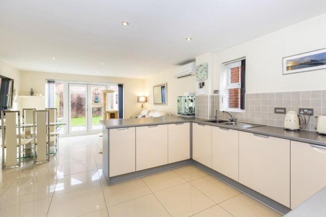Kitchen/Diner/Family