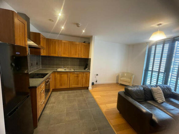 1 bed Apartment to rent Image 8