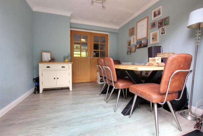 3 bed Semi-Detached for sale Image 5