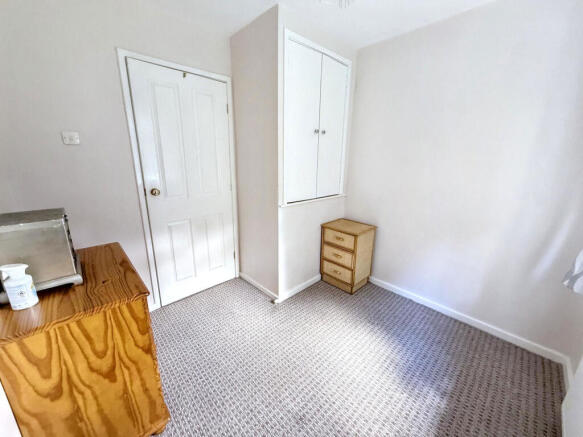 3 bed Terraced for sale Image 10