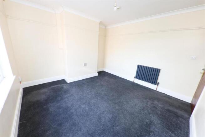 3 bed Semi-Detached for sale Image 7