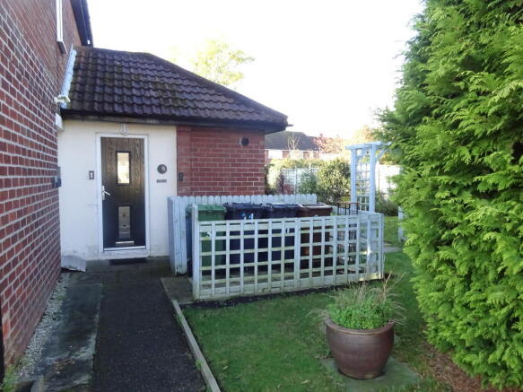 Photo 14