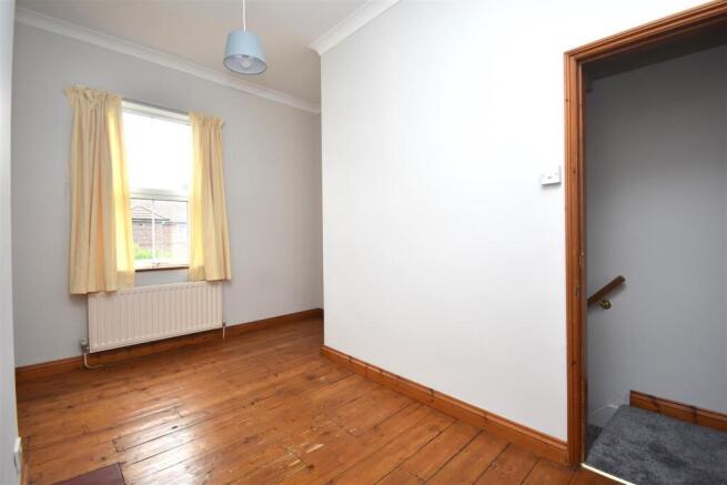 2 bed Terraced for sale Image 6
