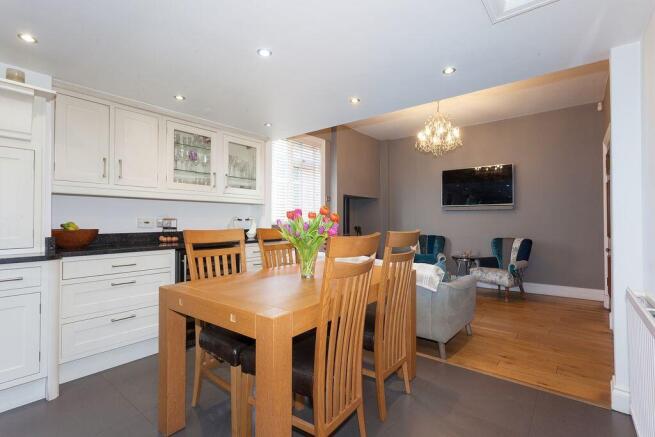 DINING KITCHEN