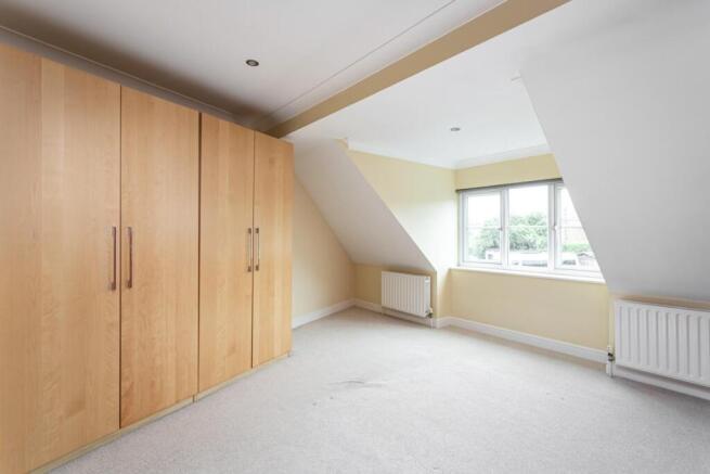 3 bed Terraced for sale Image 8