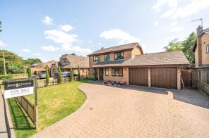 8, Mill Lane, Blue Bell Hill, Chatham ME5 9RB