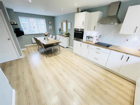 Kitchen Diner