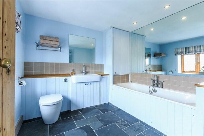 Ensuite Bathroom