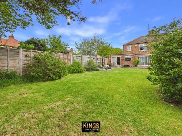 3 bed Semi-Detached for sale Image 4
