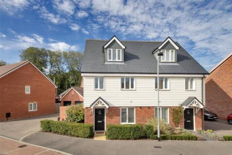 St Katherines Crescent, Sellindge, Kent, TN25