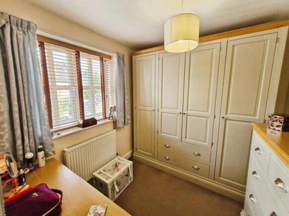 3 bed Detached for sale Image 12
