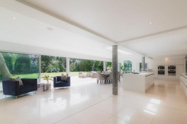 Dunstan Wood, Dunstan Lane, Neston, CH64 8TG photo 4