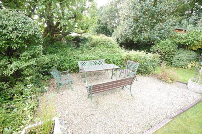SITTING OUT AREA