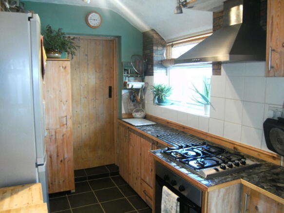 Photo 3