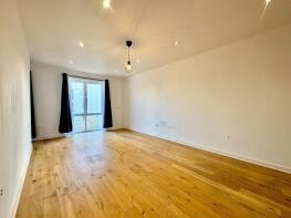 Flat 2, 39 Aura House, Melliss Avenue, Richmond TW9 4BX