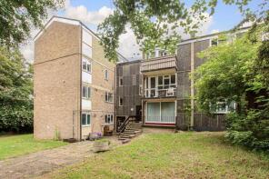 54, Valleyside, Hemel Hempstead HP1 2LN