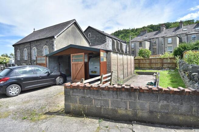 DETACHED GARAGE