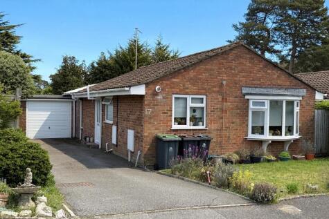 Azalea Close, St. Ives, BH24 2PP