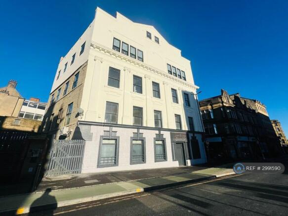 1 bed Flat to rent Image 11