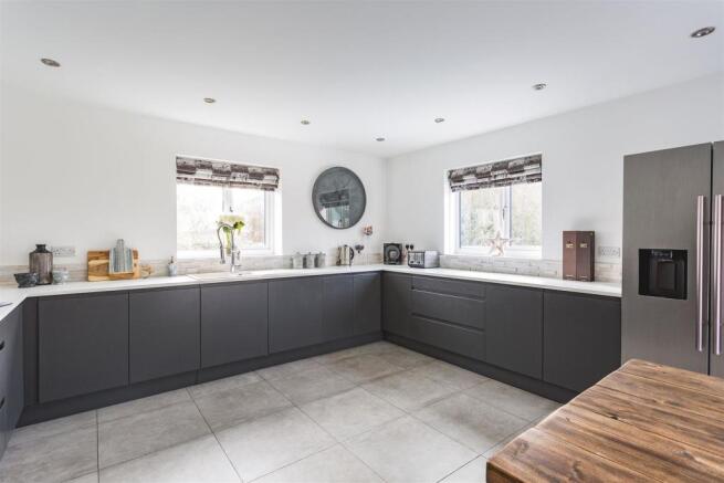 kitchen6.jpg