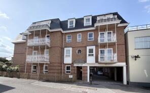Flat 3, St Peters Court, Market Place, Sidmouth EX10 8AR