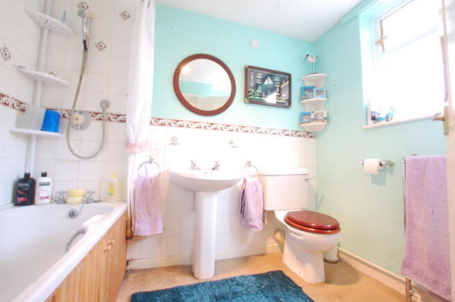 Photo 12