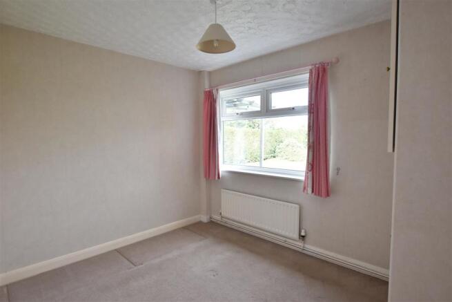 BEDROOM 2 (REAR)