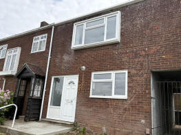 31, Gobions, Basildon SS16 5AY