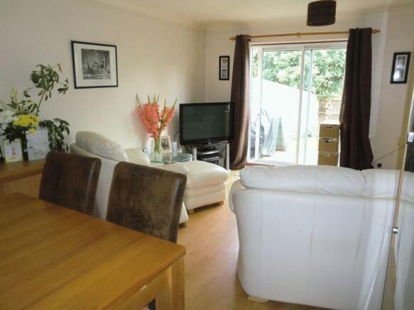 lounge dining 1