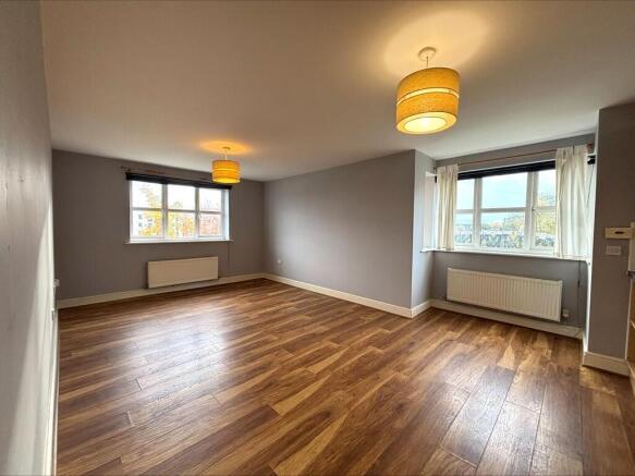 processed-6AE56AC...