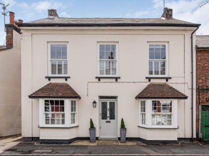 Charles Street, Tring, HP23